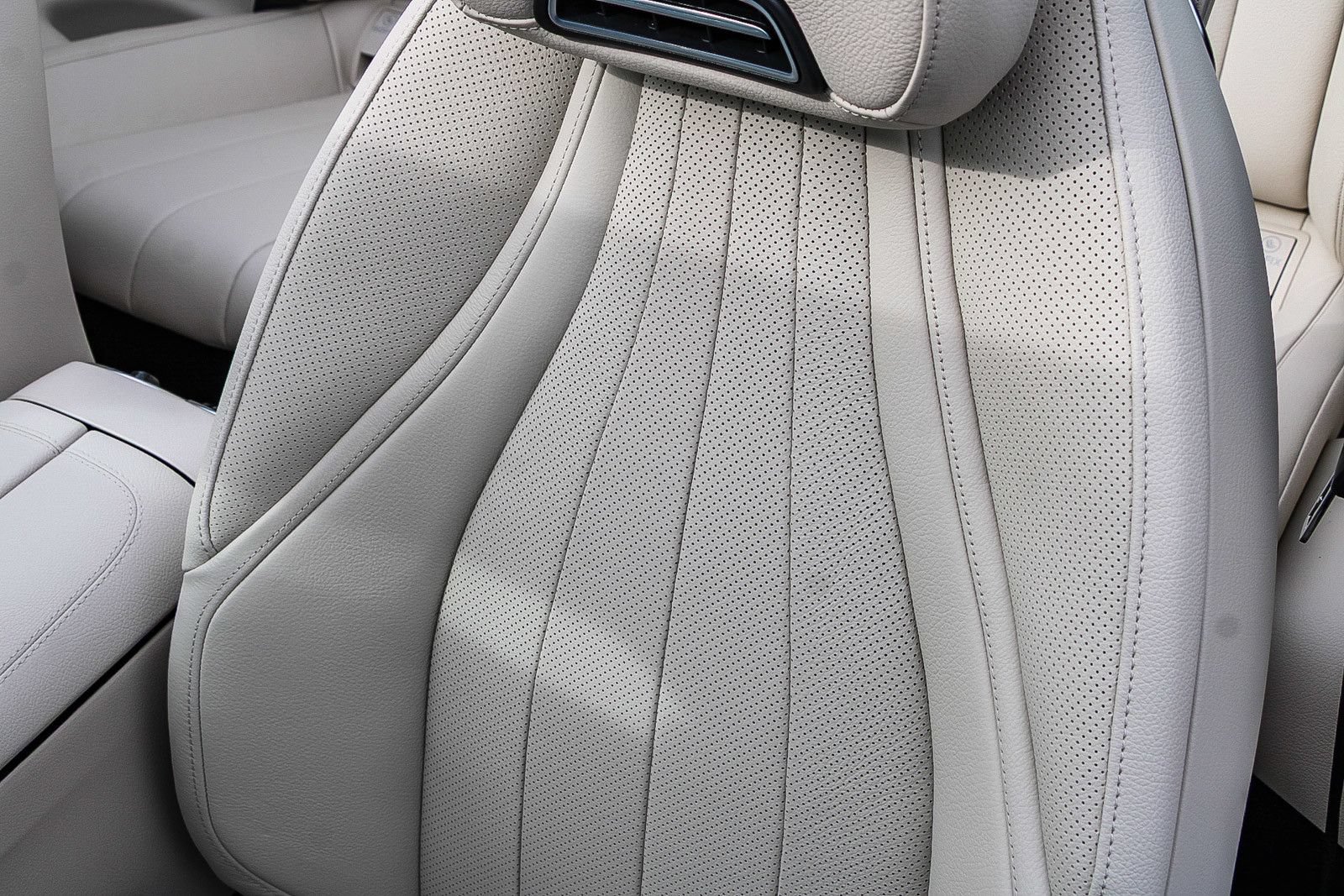 New 2026 Mercedes-Benz CLE 450 4MATIC Cabriolet image 29