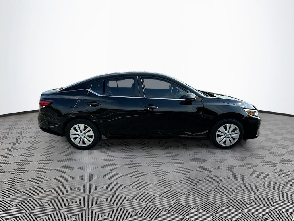 Used 2025 Nissan Sentra S FWD image 11