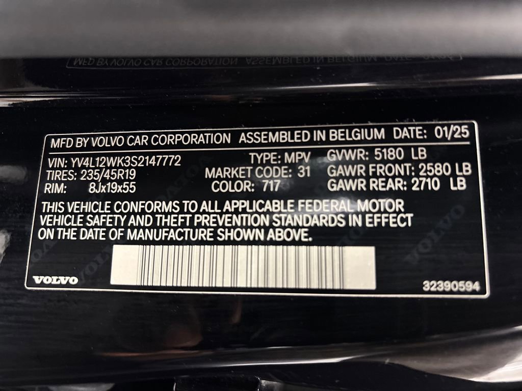 Used 2025 Volvo V60 B5 Cross Country Plus image 30