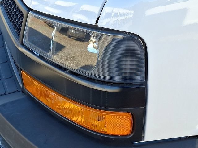 New 2023 Chevrolet Express 3500 w/ Power Convenience Package RWD image 9