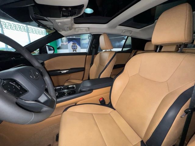 Used 2024 Lexus RZ 450e Premium image 11