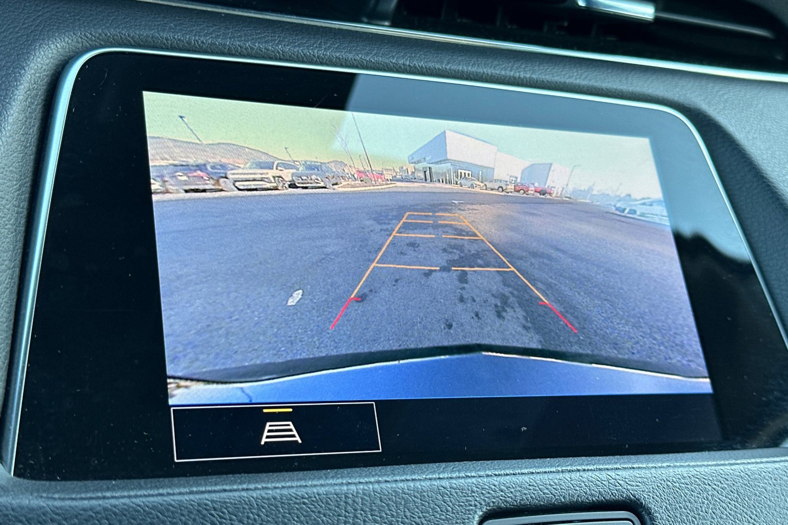 Used 2023 Cadillac XT4 Premium Luxury image 21