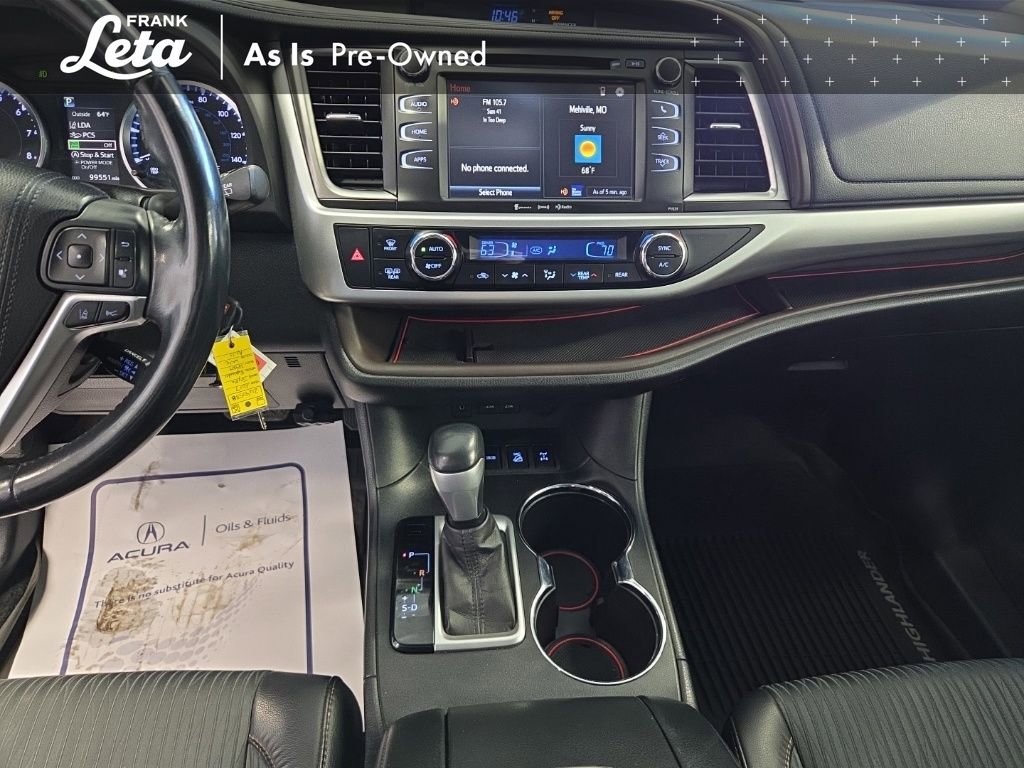 Used 2017 Toyota Highlander Plus AWD/4WD image 11