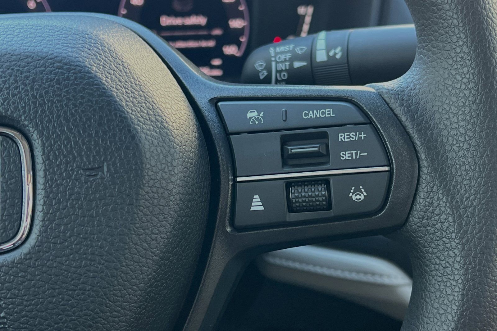 Used 2025 Honda Accord SE image 27