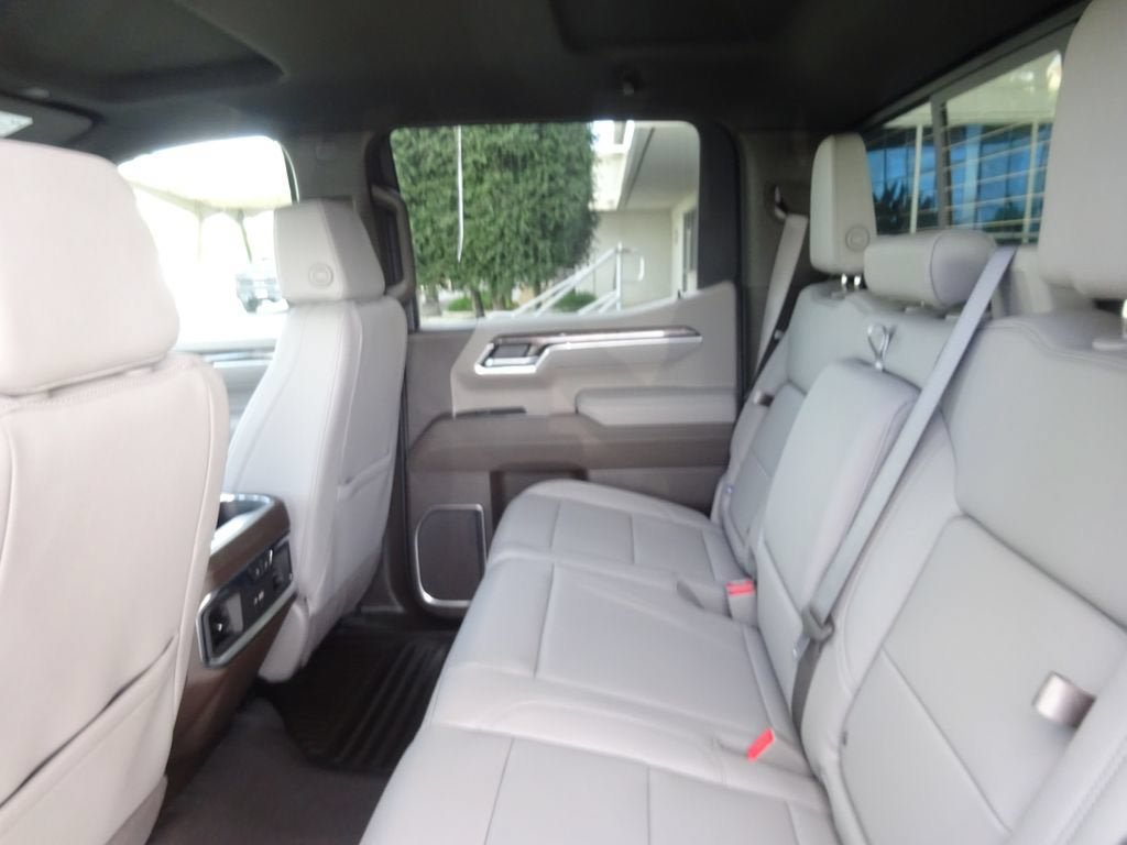 New 2026 Chevrolet Silverado 1500 LTZ w/ Technology Package AWD/4WD image 20