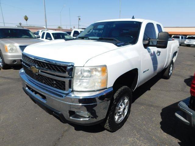 Used 2011 Chevrolet Silverado 2500 LT w/ Interior Plus Package AWD/4WD image 3