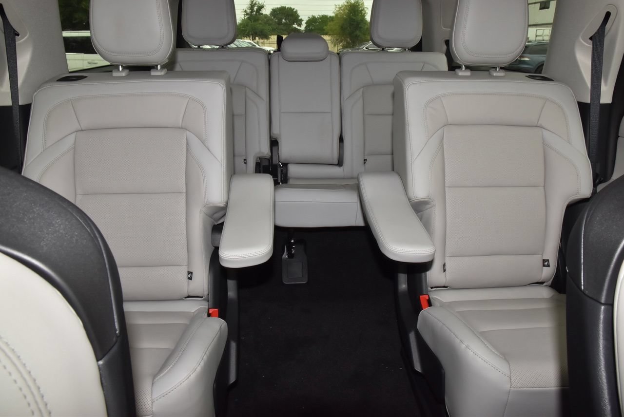 New 2026 Lincoln Navigator Reserve w/ Jet Appearance Package AWD/4WD image 21