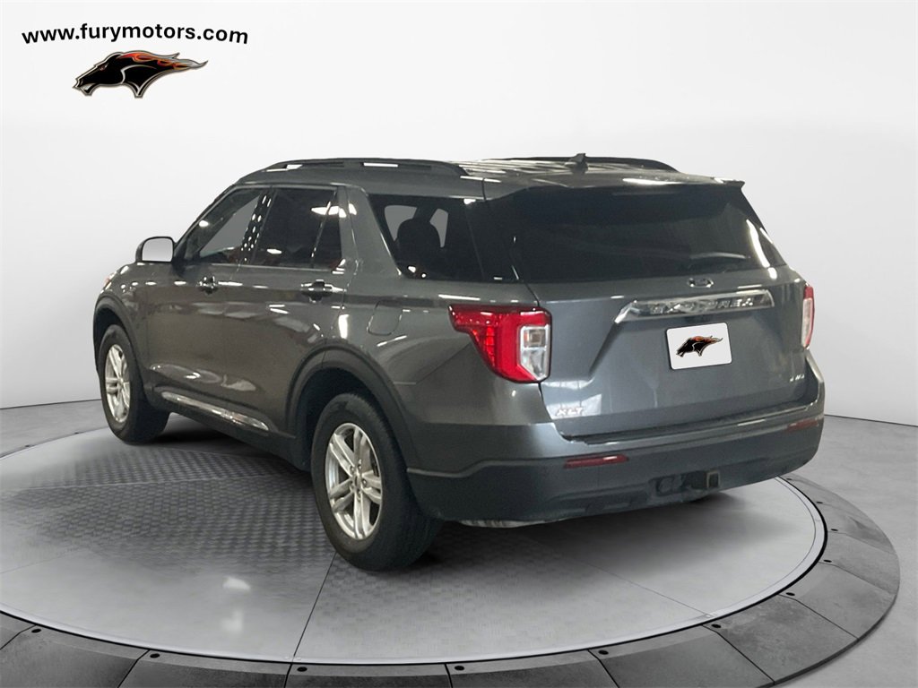Used 2022 Ford Explorer XLT w/ Class IV Trailer Tow Package image 5