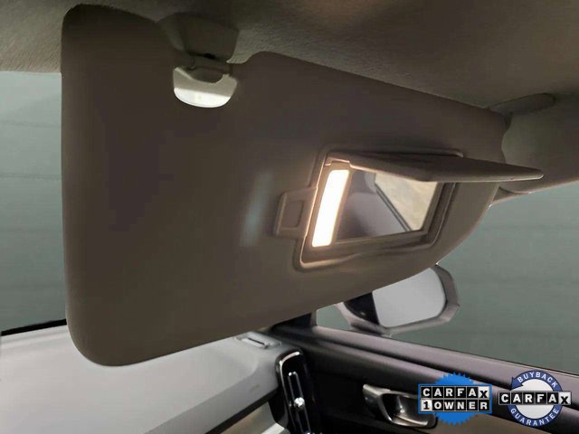 Used 2025 Volvo XC40 B5 Plus image 63