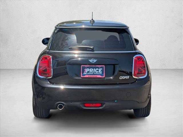 Used 2021 MINI Cooper 2-Door Hardtop w/ 6.5" Touchscreen Package FWD image 7