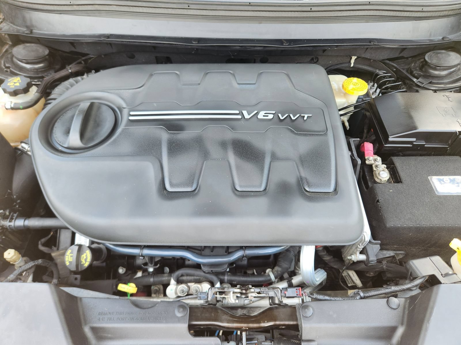 Used 2016 Jeep Cherokee Limited w/ Luxury Group FWD image 35