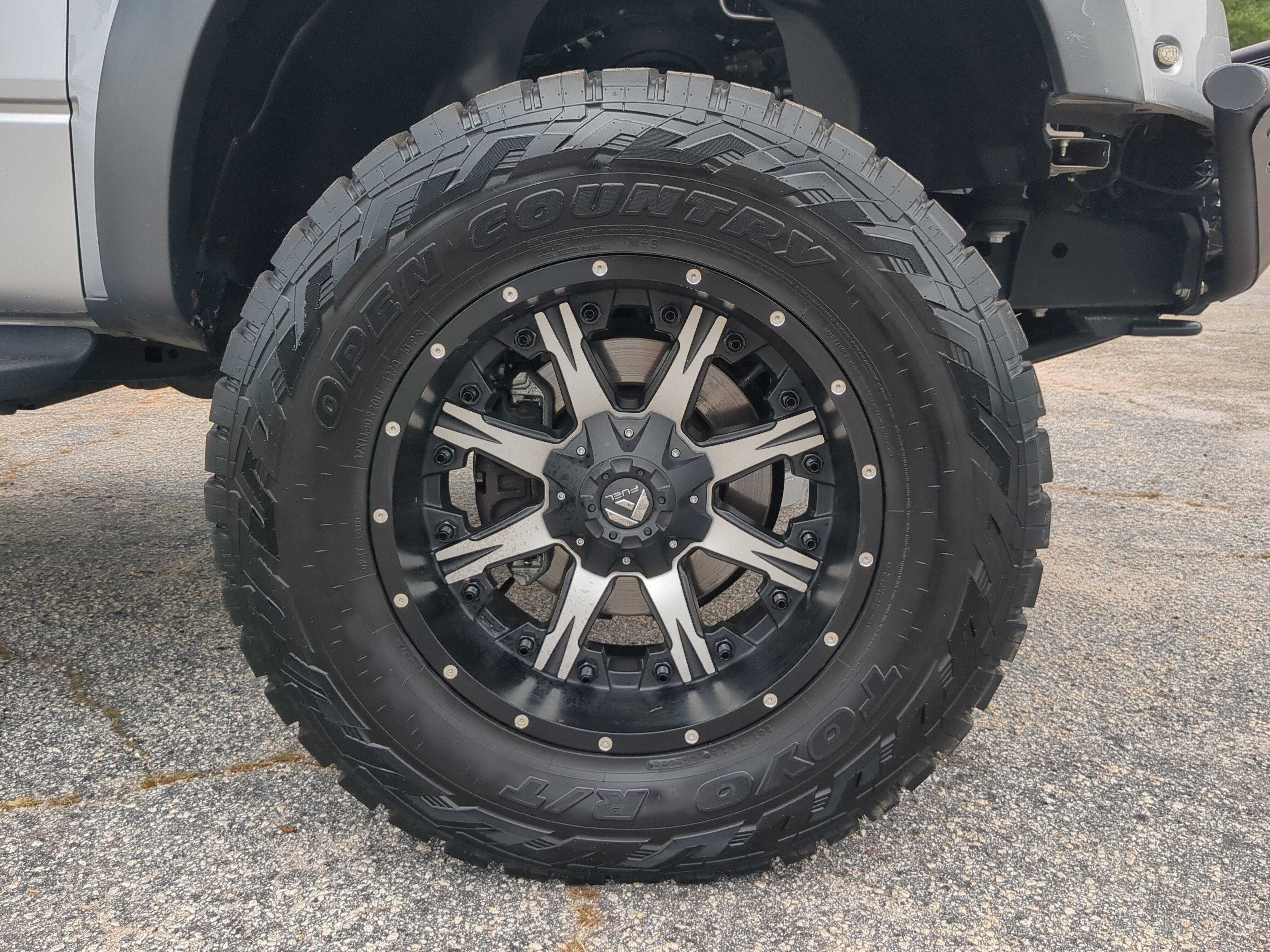 Used 2014 Ford F150 Raptor w/ Equipment Group 801A Luxury AWD/4WD image 9