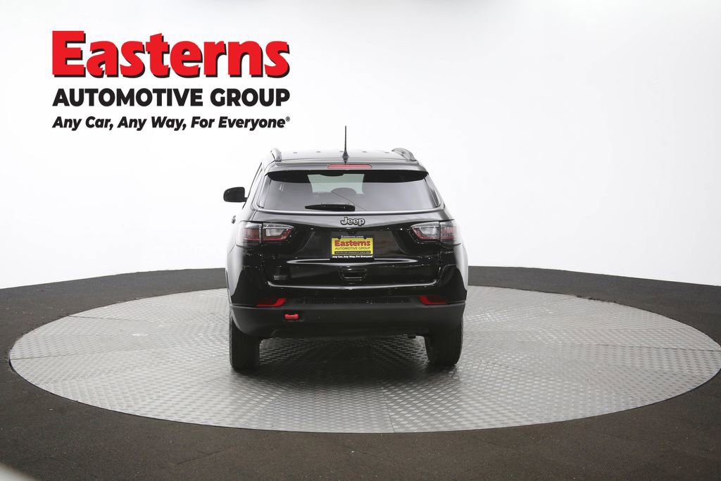 Used 2022 Jeep Compass Trailhawk w/ Trailhawk Elite Group image 40