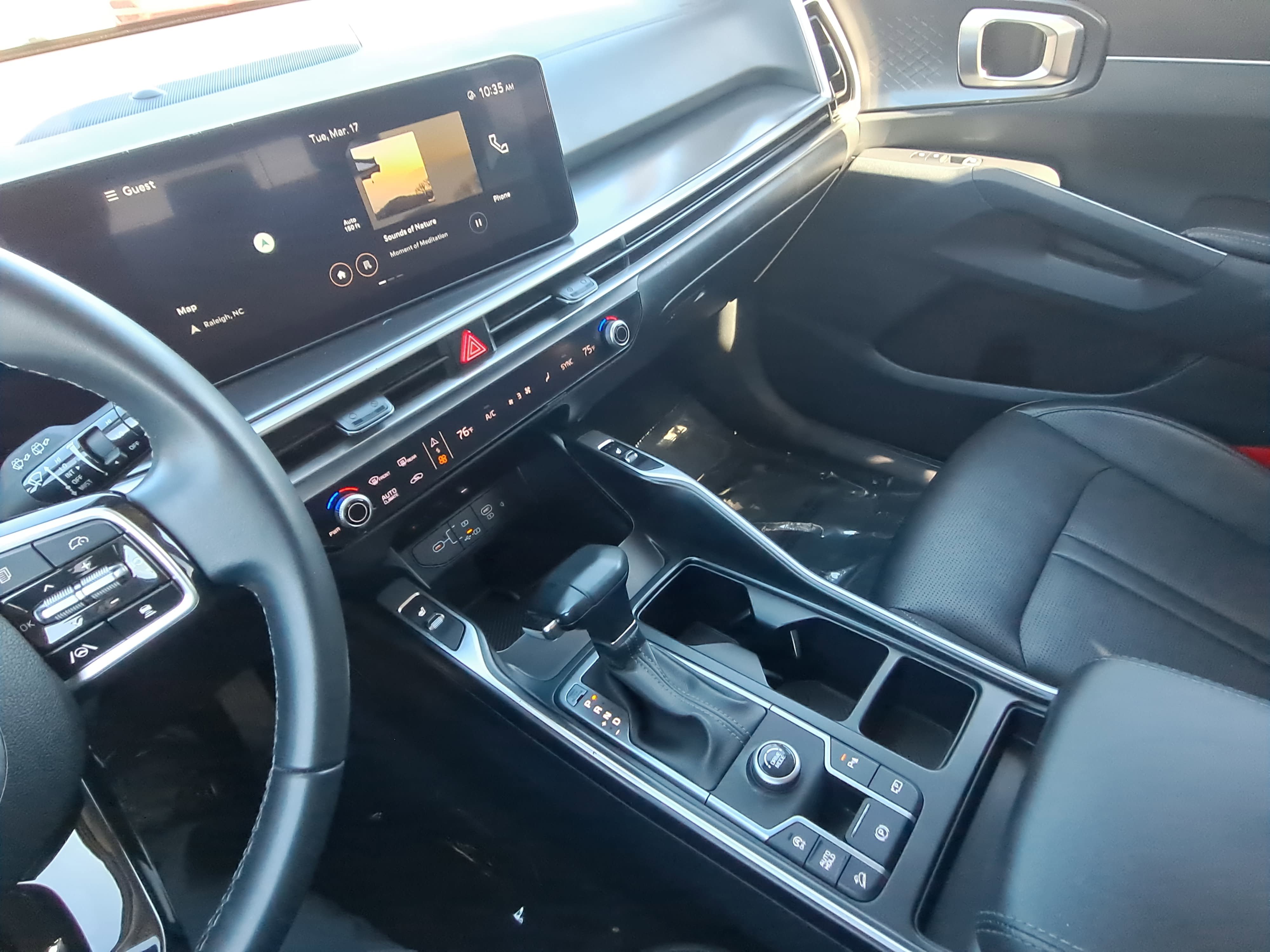Used 2024 Kia Sorento S FWD image 25