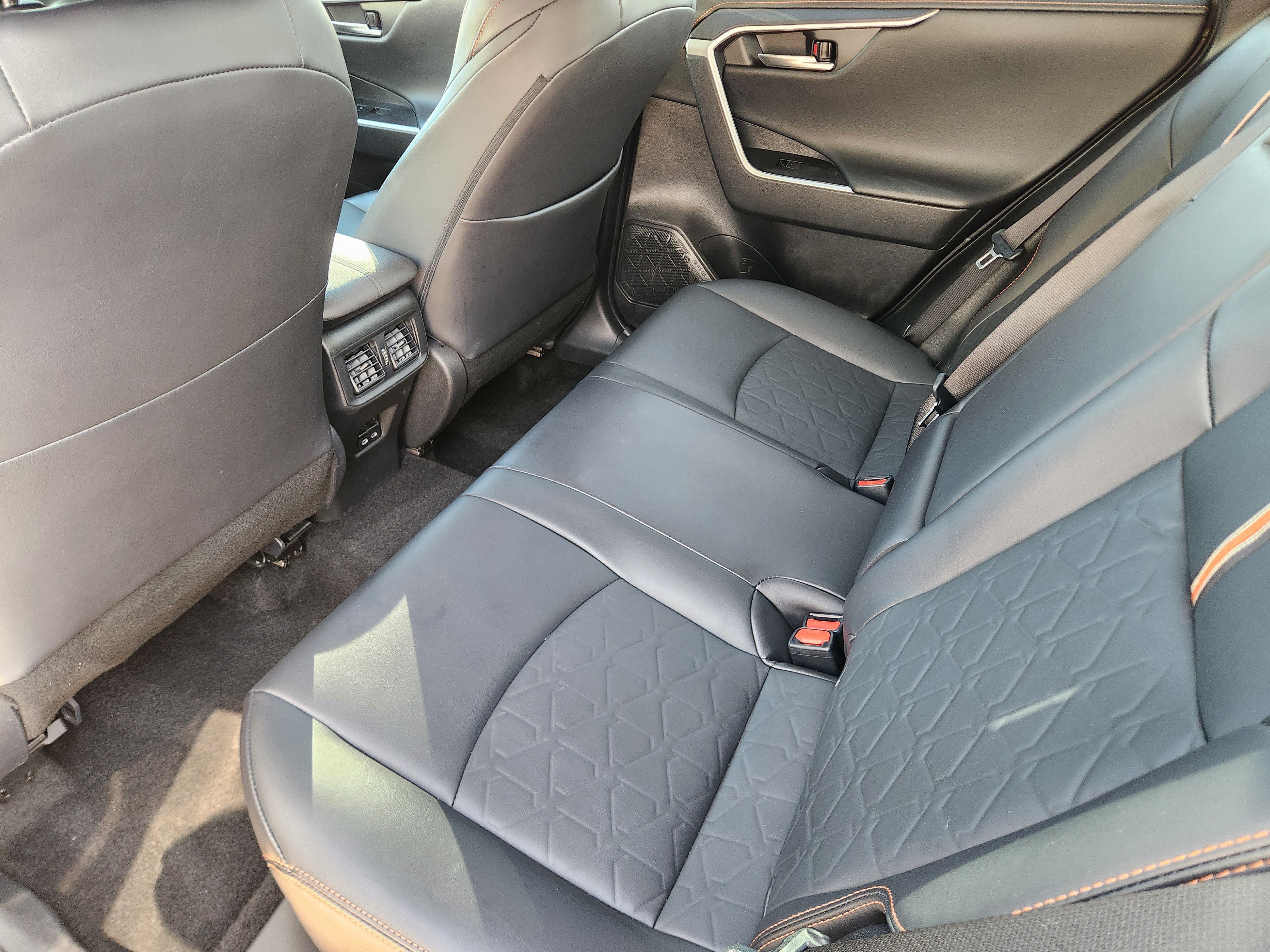 Used 2024 Toyota RAV4 Adventure AWD/4WD image 29