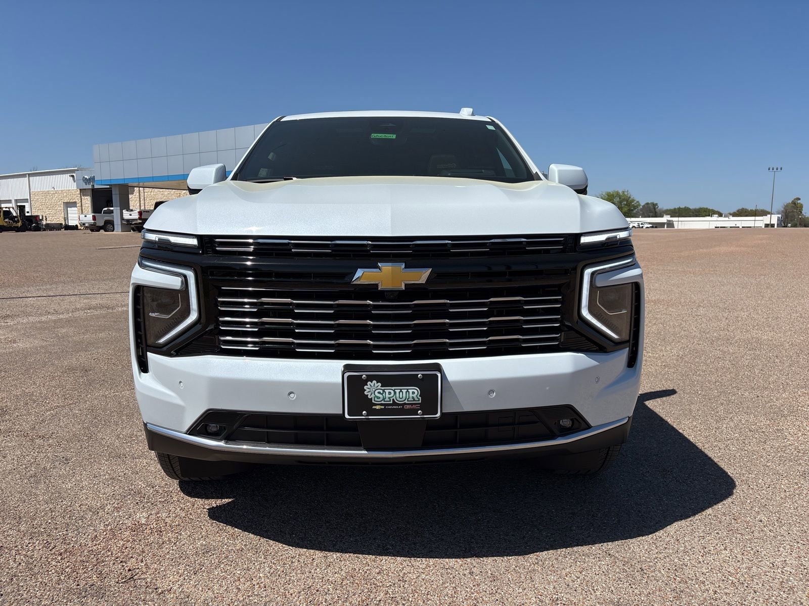 New 2026 Chevrolet Suburban High Country image 9