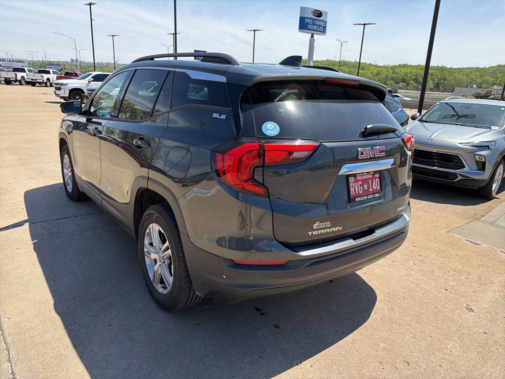 Used 2018 GMC Terrain SLE w/ Driver Convenience Package image 6