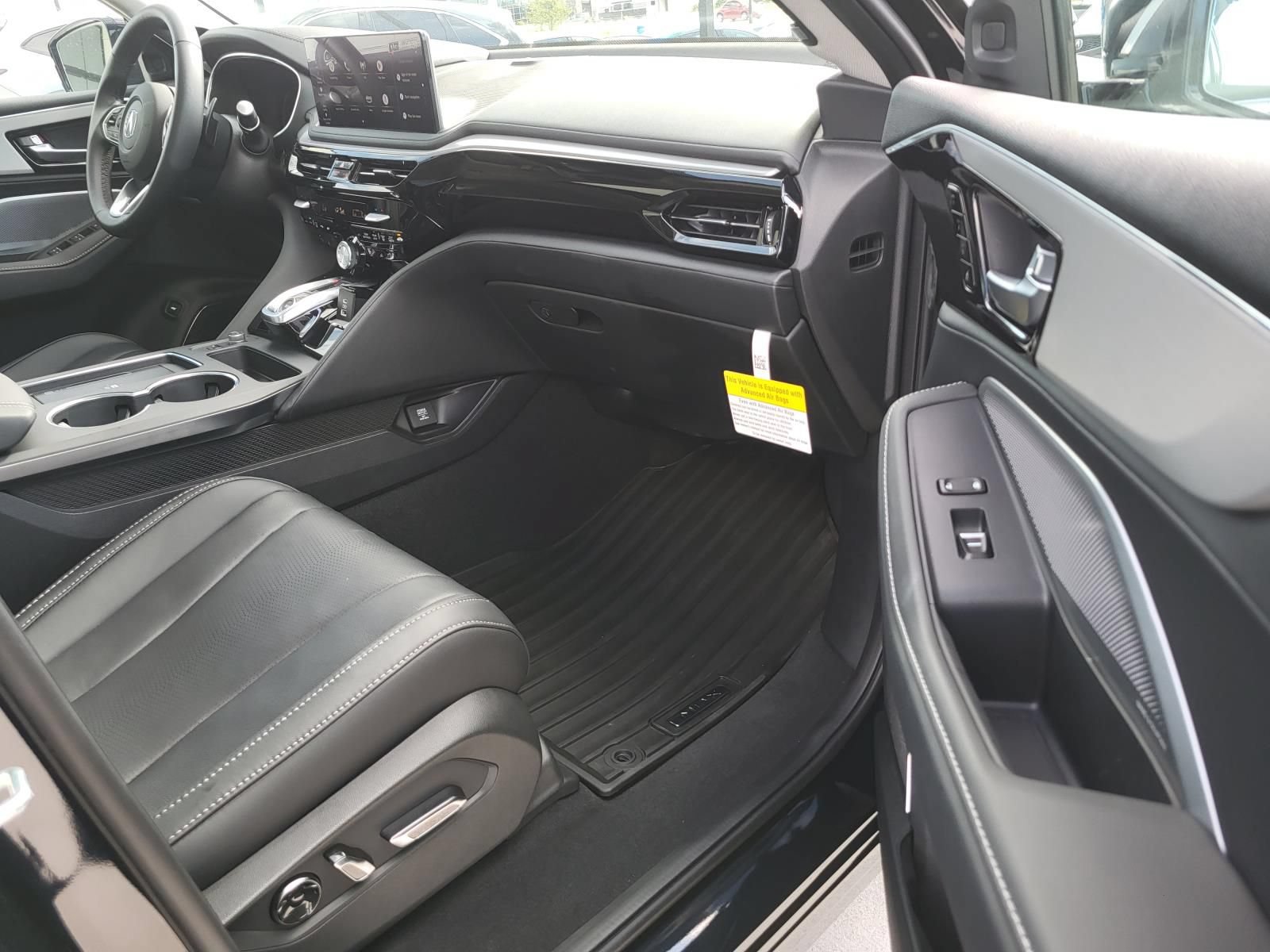 Used 2026 Acura MDX SH-AWD w/ Technology Package image 8