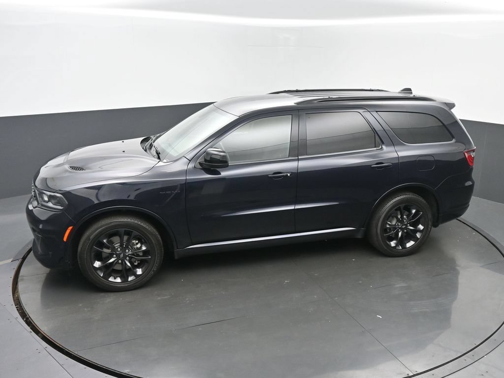 Used 2023 Dodge Durango R/T w/ Blacktop Package AWD/4WD image 39