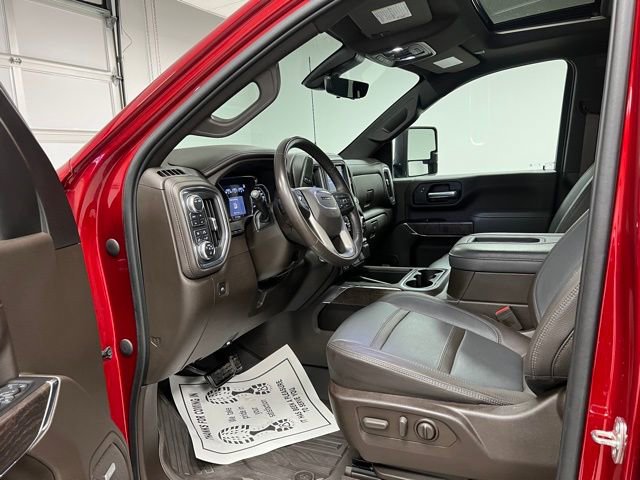 Used 2022 GMC Sierra 3500 Denali w/ Denali Ultimate Package AWD/4WD image 19
