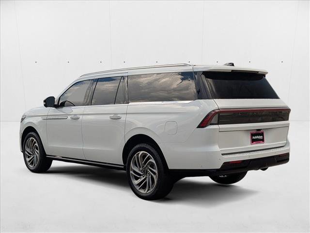 New 2025 Lincoln Navigator L Reserve image 7