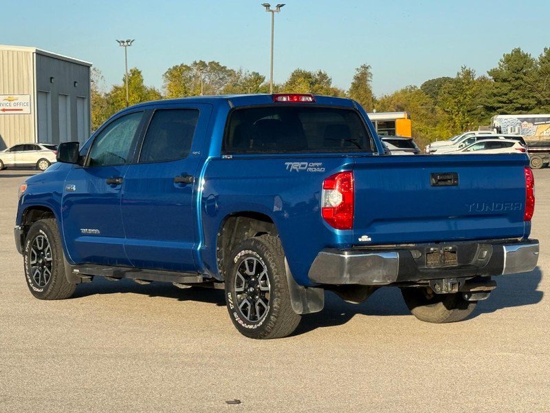 Used 2017 Toyota Tundra SR5 image 3