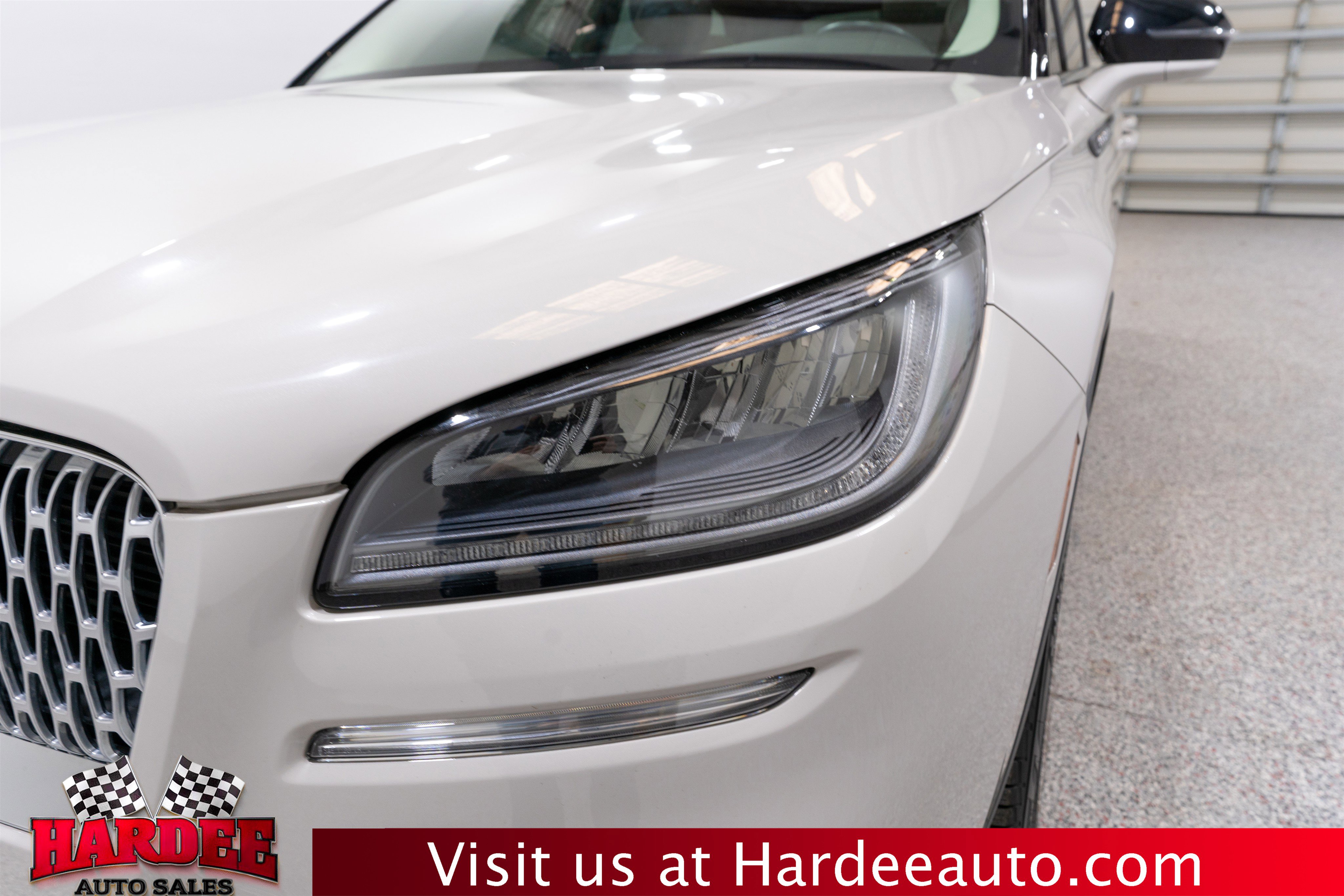 Used 2020 Lincoln Corsair Reserve w/ Elements Package image 8