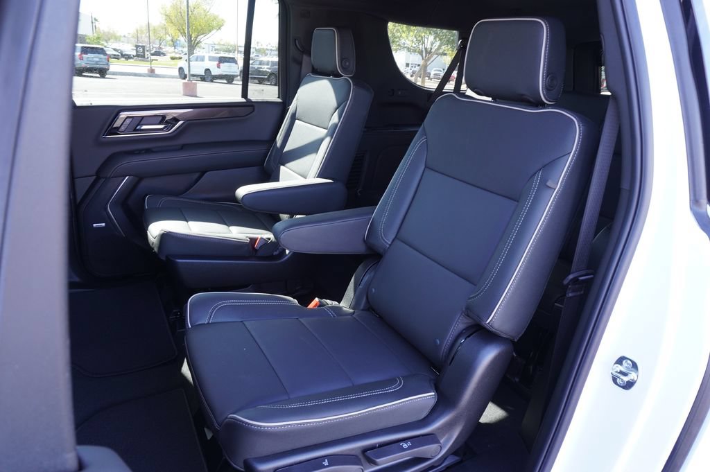 New 2026 GMC Yukon XL Elevation AWD/4WD image 10