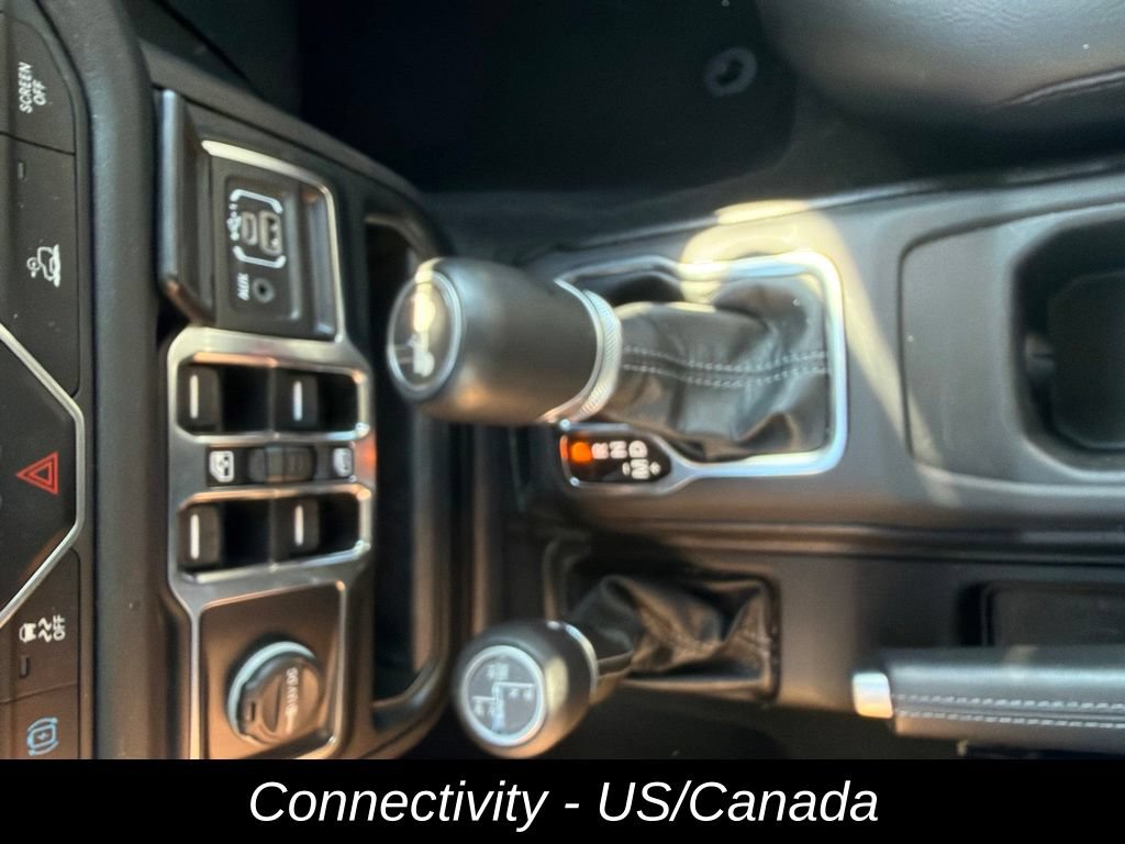 Certified 2024 Jeep Wrangler Unlimited Sahara w/ Technology Group AWD/4WD image 29