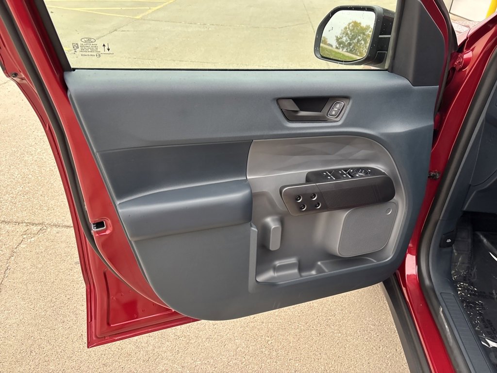 New 2025 Ford Maverick XLT w/ XLT Luxury Package image 13