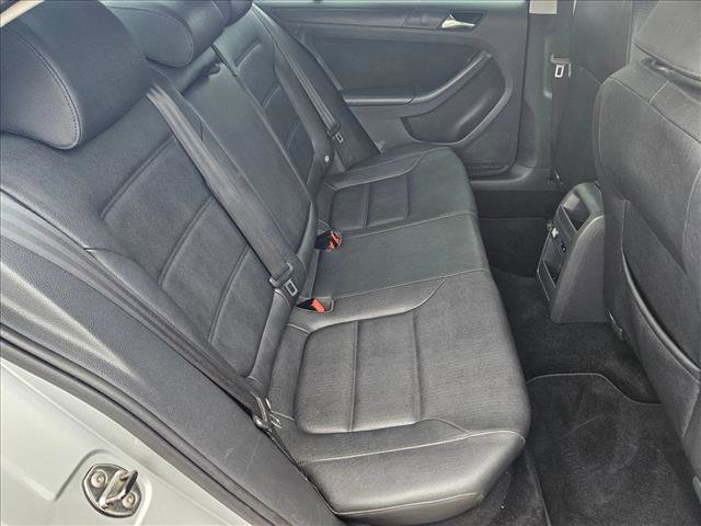 Used 2012 Volkswagen Jetta SE image 17