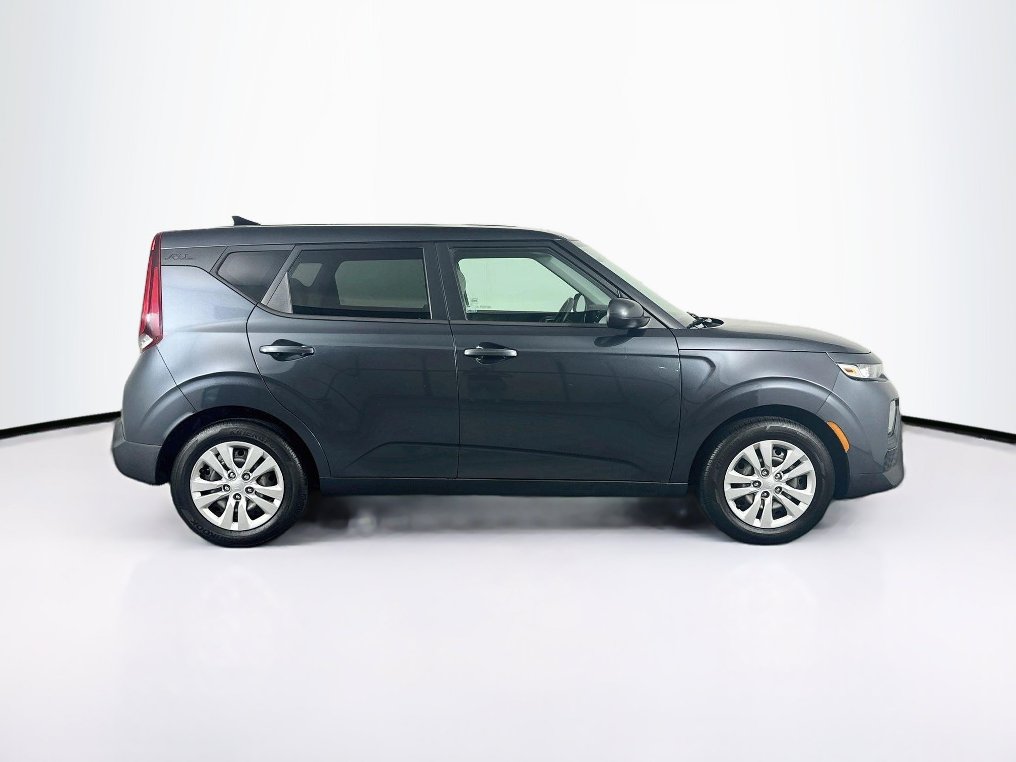 Used 2020 Kia Soul LX FWD image 10