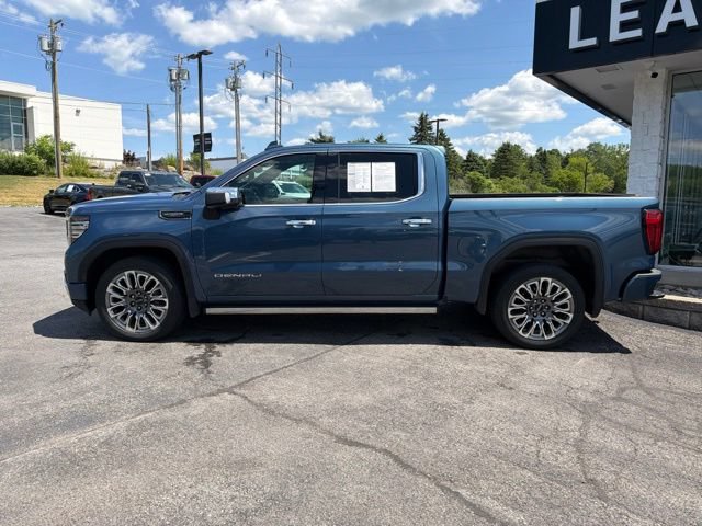 Used 2025 GMC Sierra 1500 Denali Ultimate AWD/4WD image 2