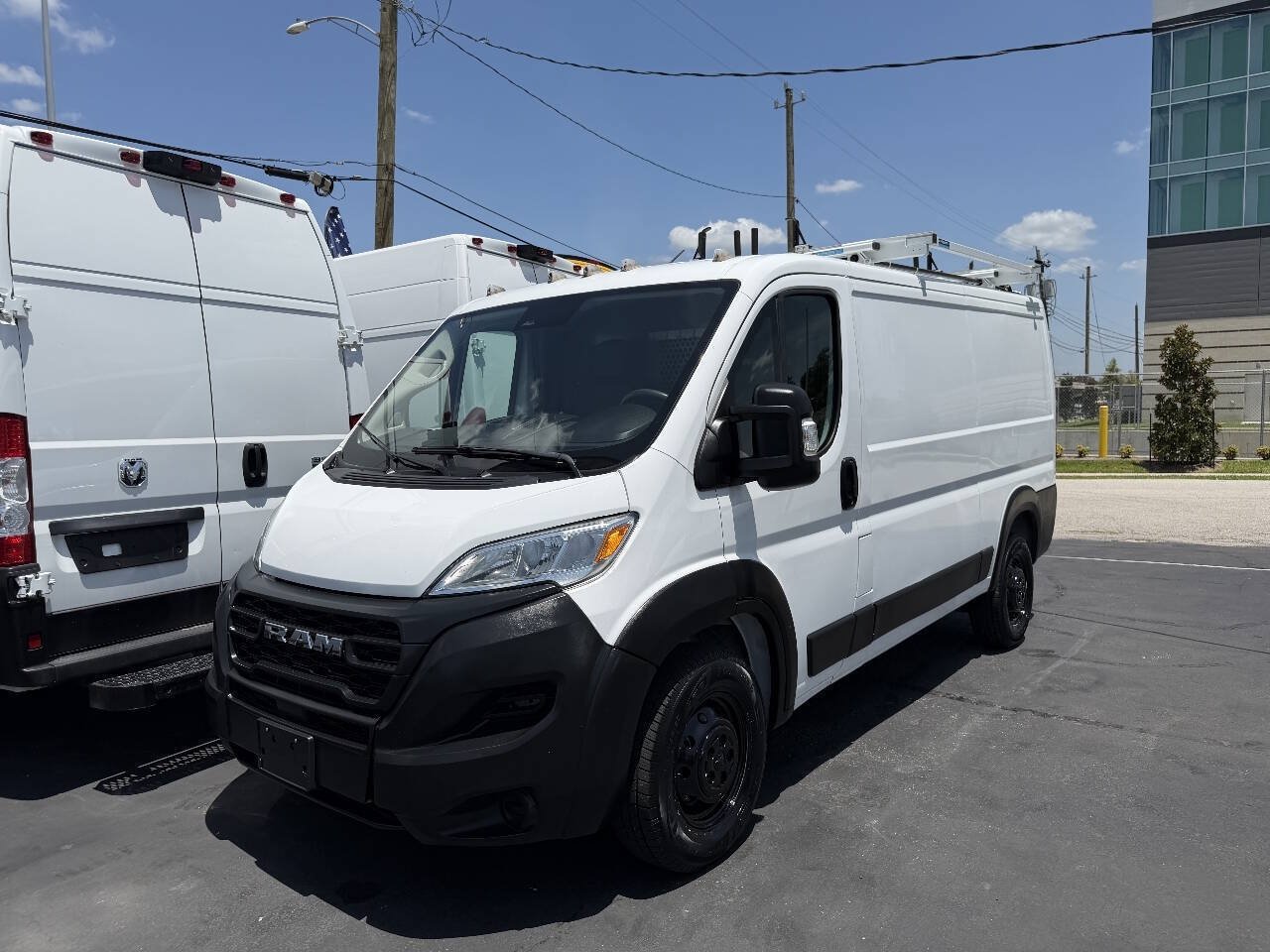 Used 2023 RAM ProMaster 2500 FWD image 29