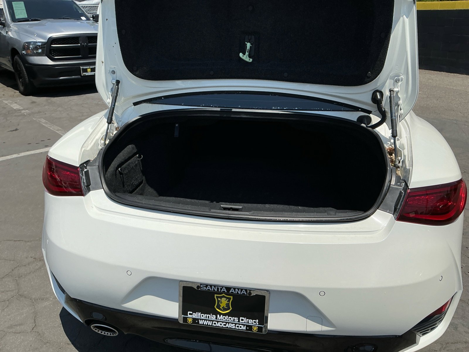 Used 2018 INFINITI Q60 Red Sport 400 RWD image 27