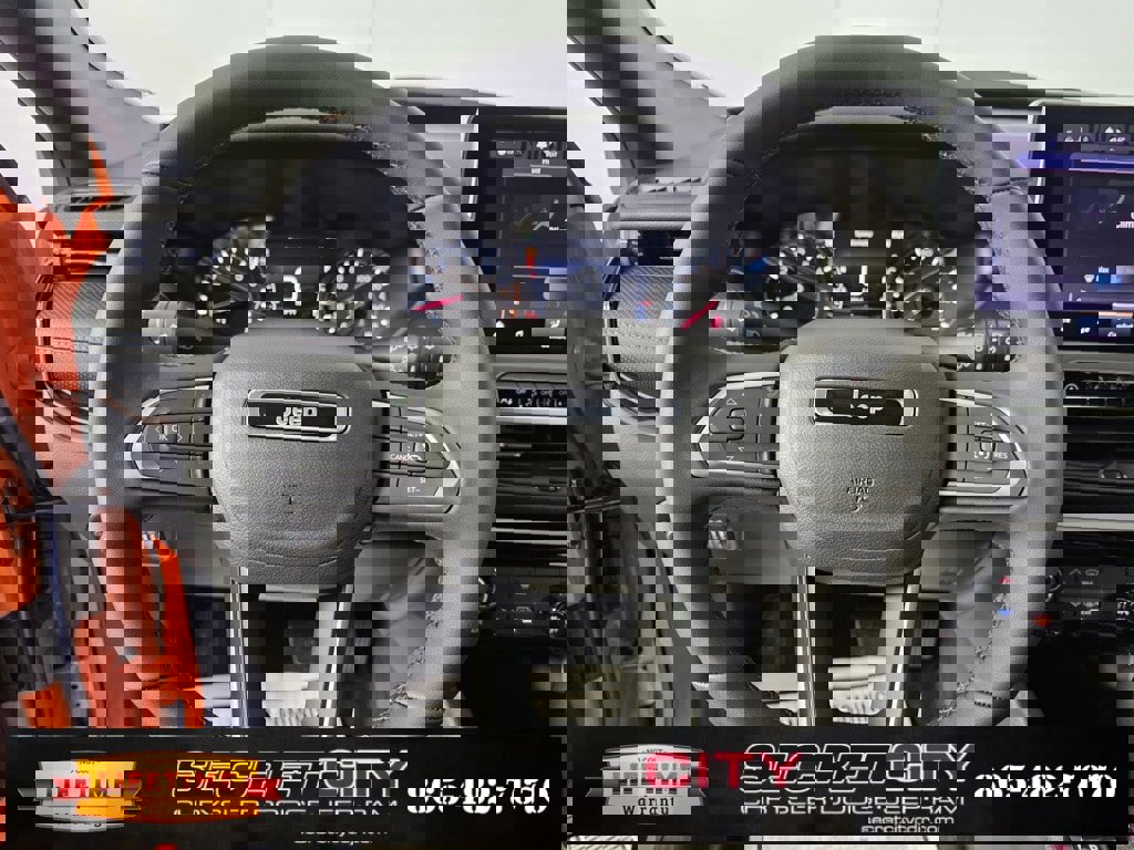 New 2026 Jeep Compass Latitude image 16