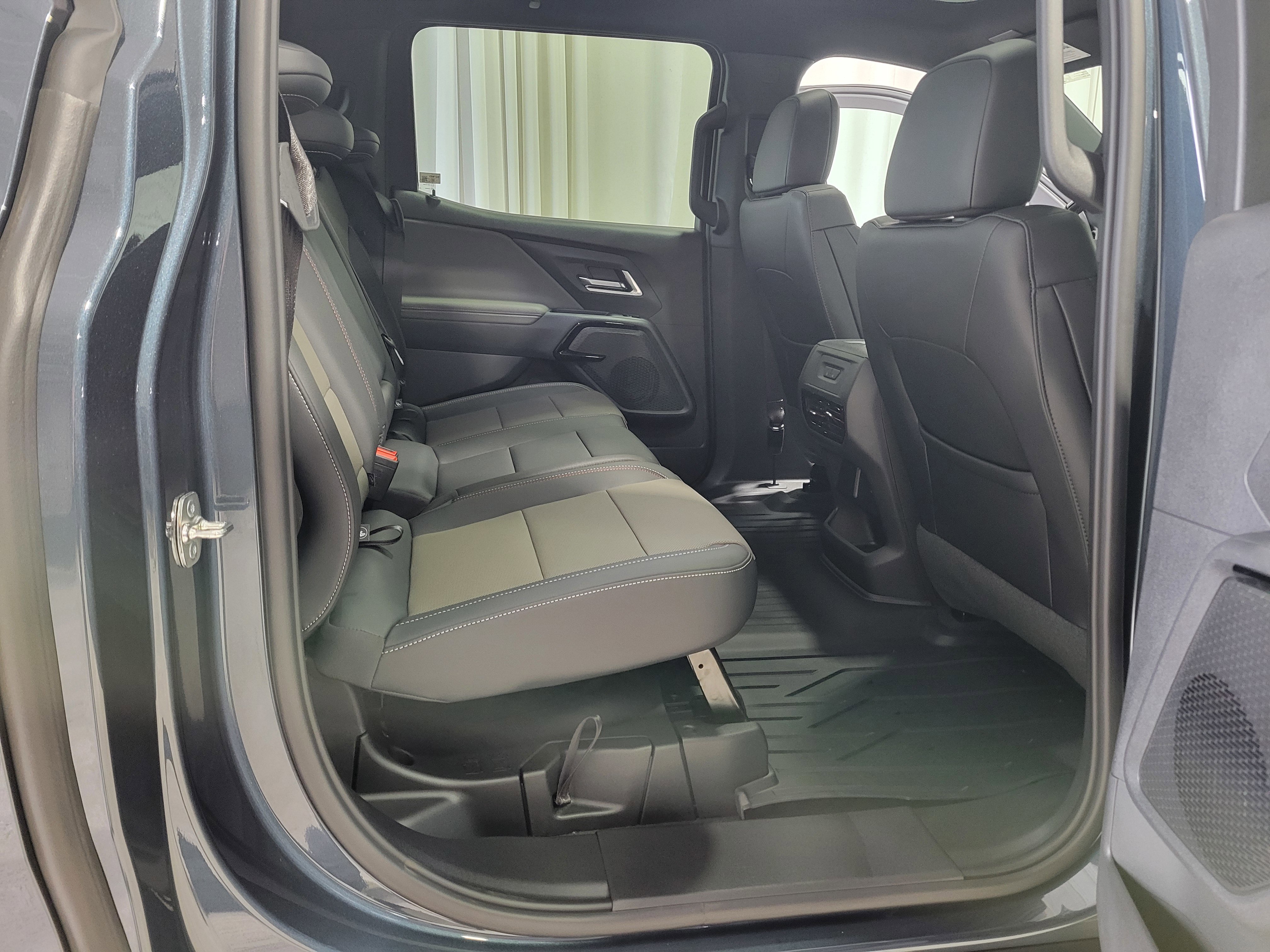 New 2026 Chevrolet Silverado EV Trail Boss image 40