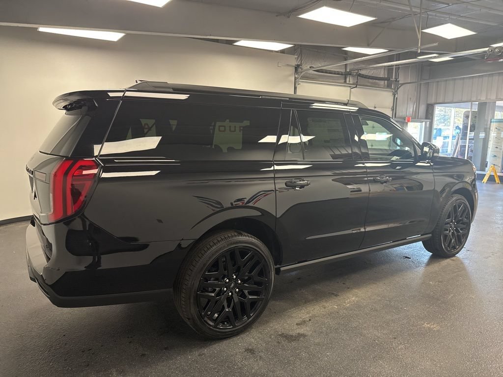 New 2026 Ford Expedition Max Platinum w/ Stealth Performance Package AWD/4WD image 13