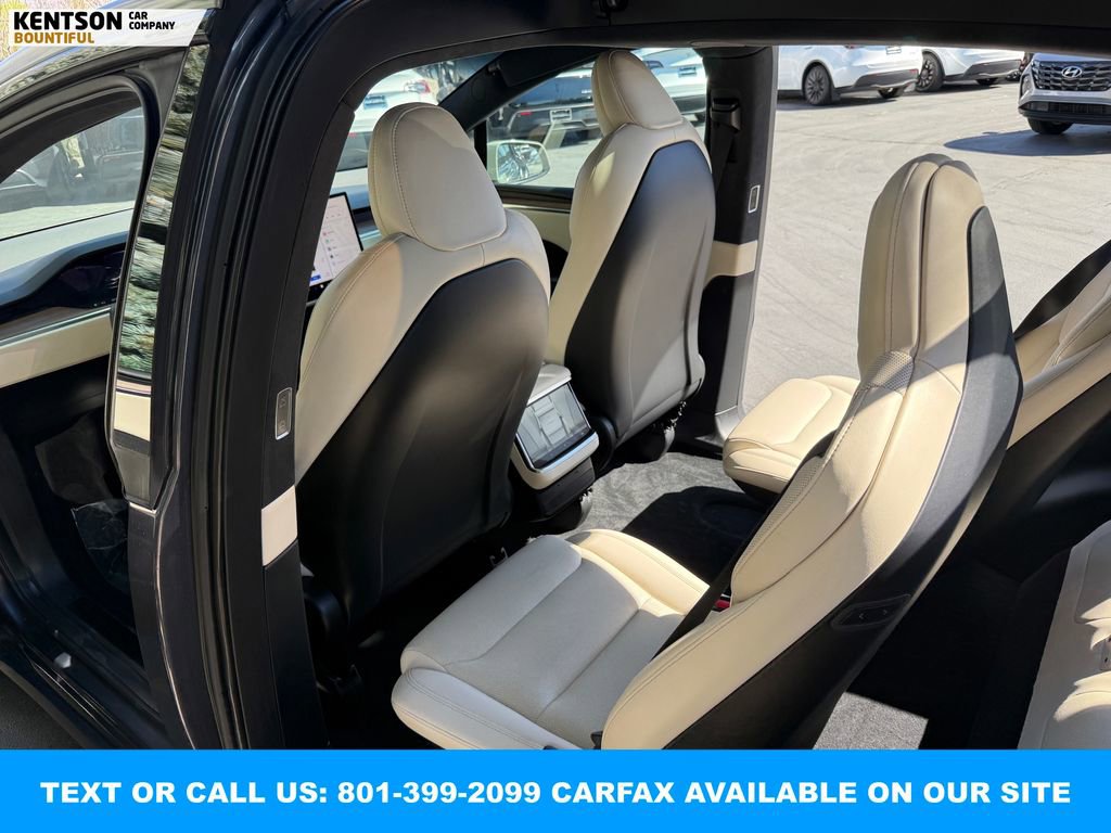 Used 2023 Tesla Model X image 33