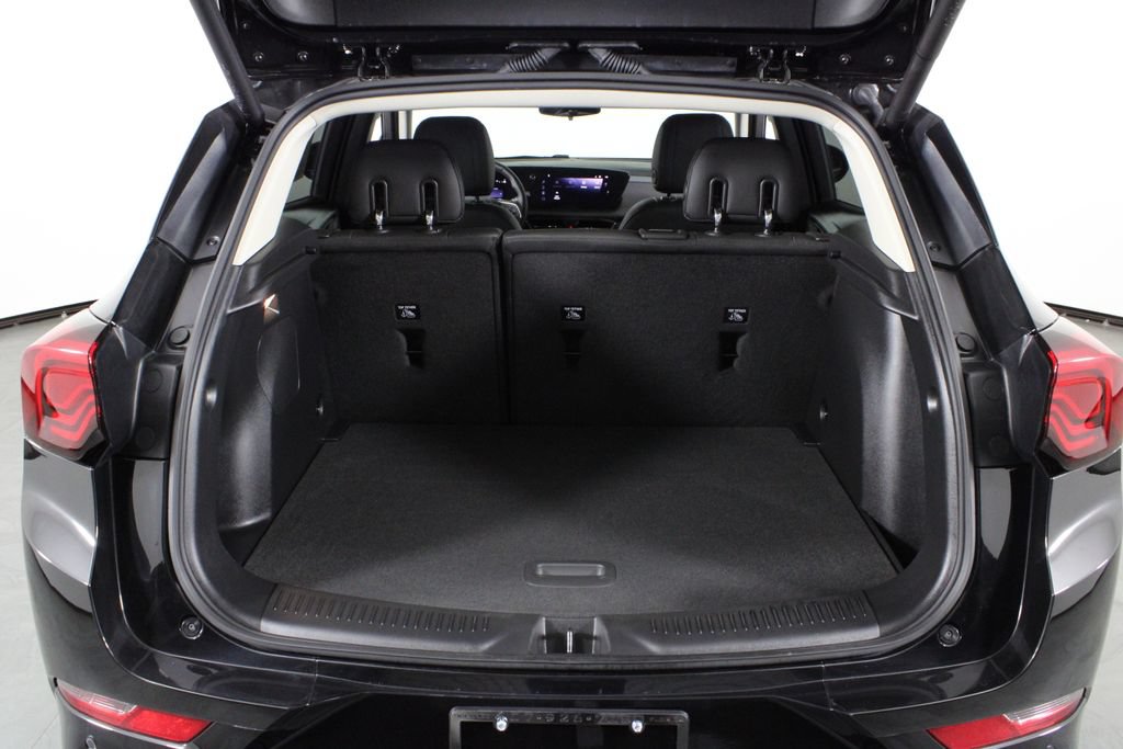 Used 2025 Buick Encore GX Sport Touring w/ Advanced Technology Package FWD image 16