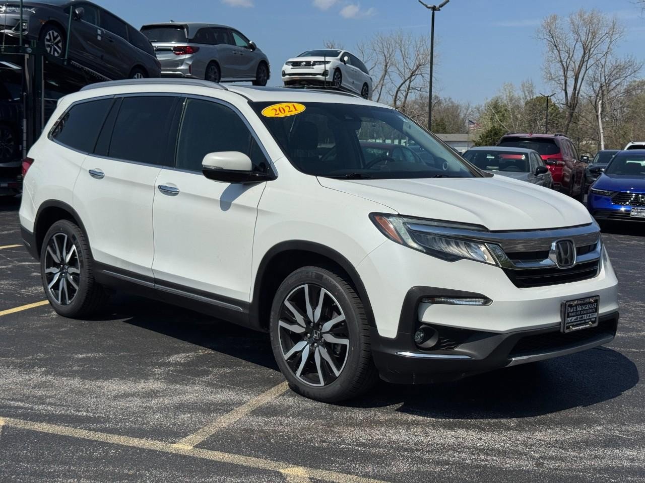 Used 2021 Honda Pilot Touring image 2