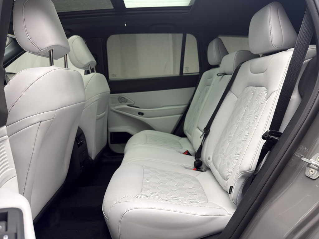 New 2026 Jeep Cherokee Overland AWD/4WD image 12