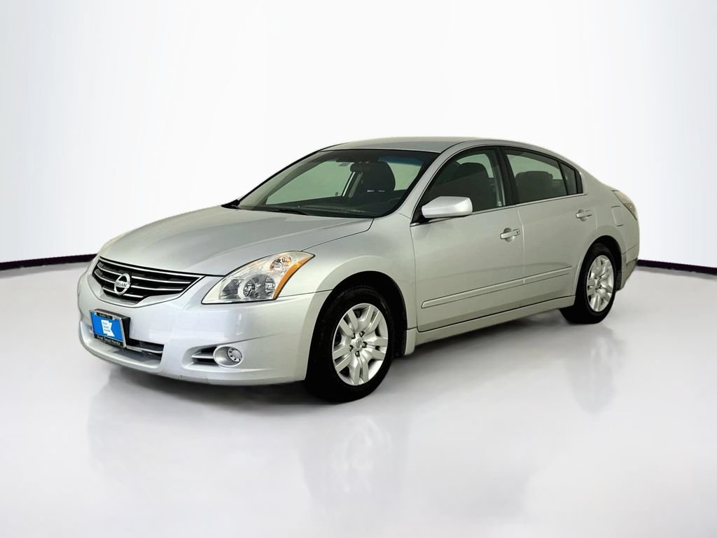 Used 2012 Nissan Altima 2.5 S FWD image 3
