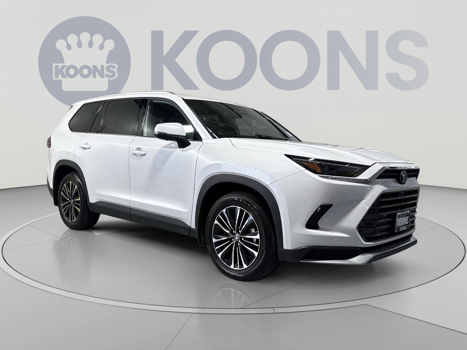 Used 2026 Toyota Grand Highlander AWD Hybrid image 2
