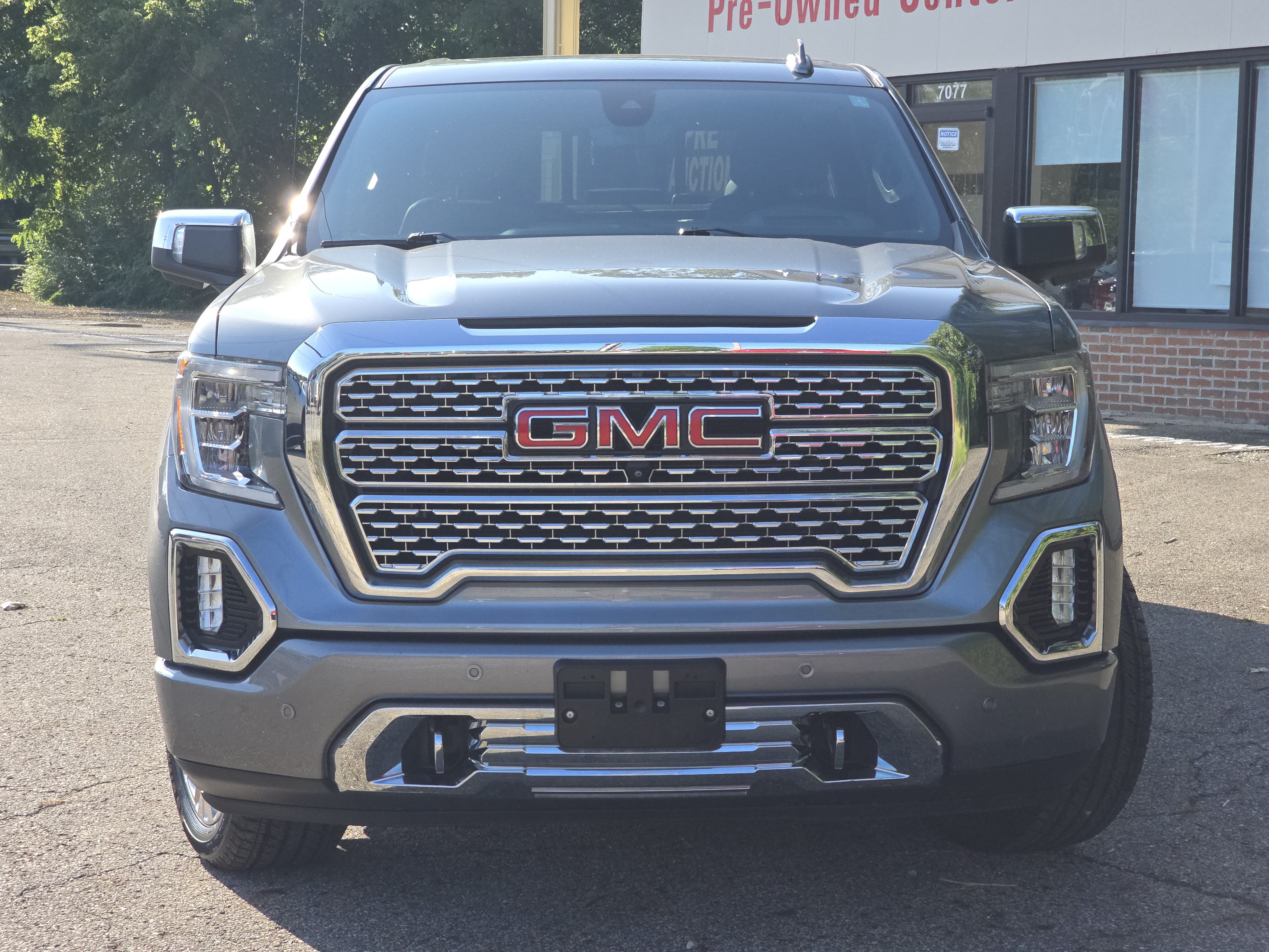 Used 2020 GMC Sierra 1500 Denali w/ Denali Ultimate Package AWD/4WD image 2