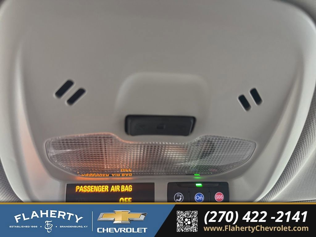 Used 2025 Chevrolet Trax LT w/ Driver Confidence Package image 27