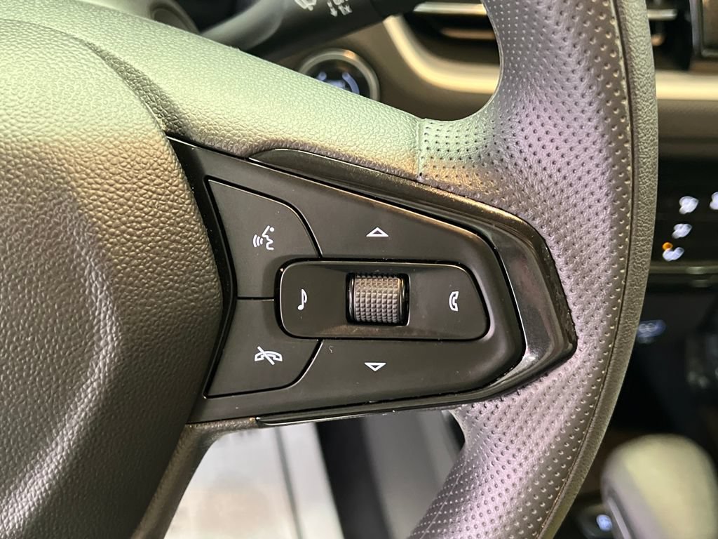 Used 2024 Chevrolet TrailBlazer LT FWD image 24