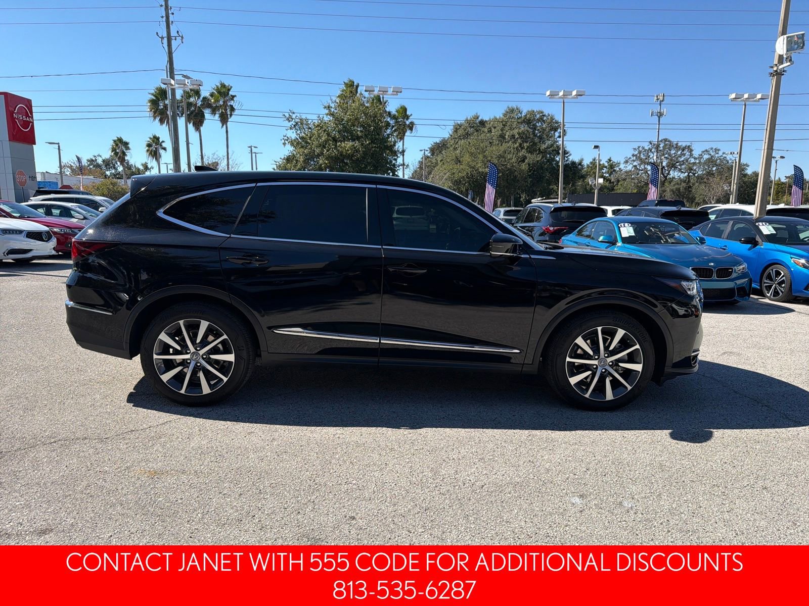 Used 2025 Acura MDX w/ Technology Package image 3