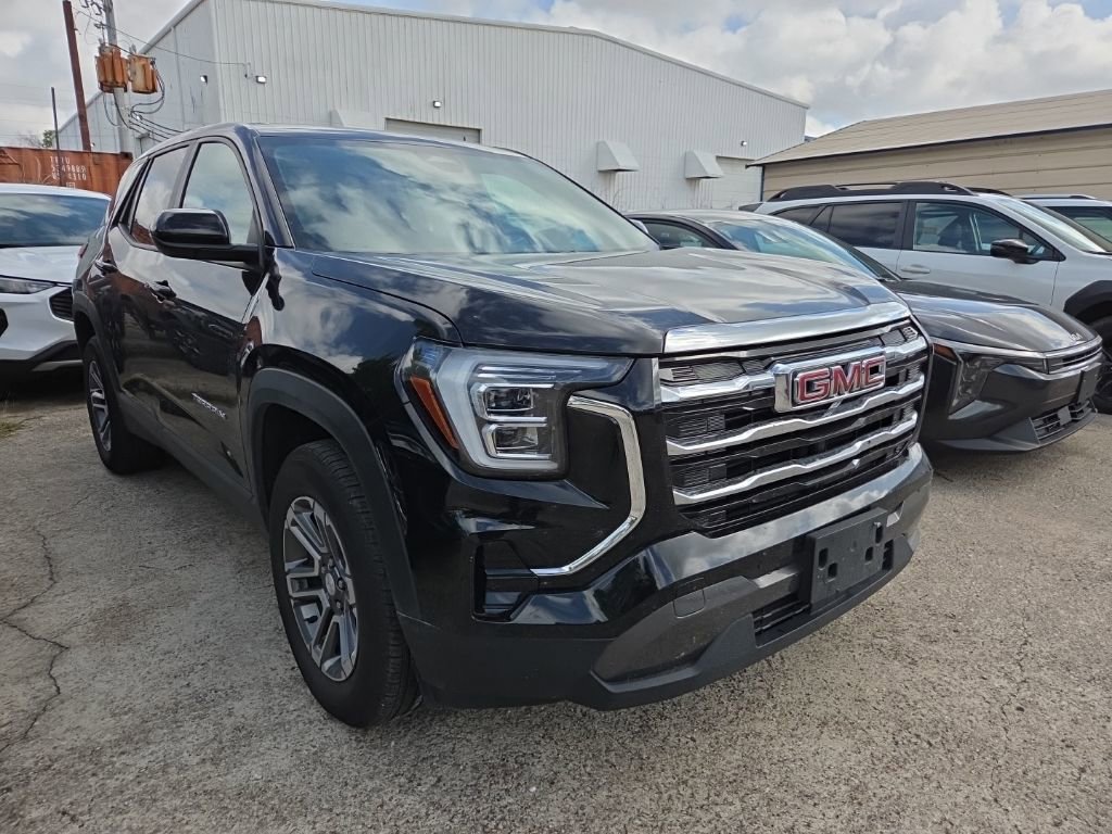 Used 2025 GMC Terrain Elevation AWD/4WD image 4