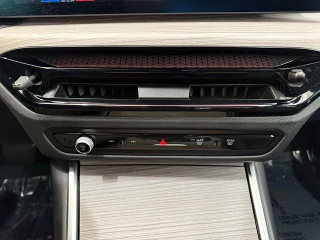 Used 2025 BMW i4 xDrive40i w/ Parking Assistance Package image 34